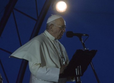El Papa Francisco presidió el Vía Crucis en Copacabana