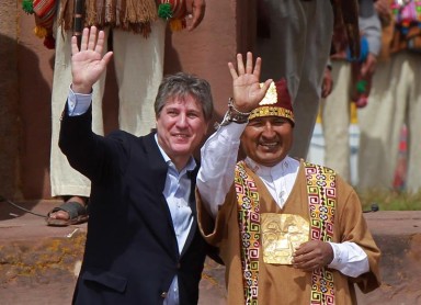 Evo Morales jura su tercer mandato consecutivo como presidente de Bolivia