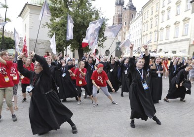 El papa llega a Polonia para las Jornadas Mundiales de la Juventud