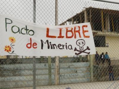 Habitantes de Pacto en alerta por minería ilegal
