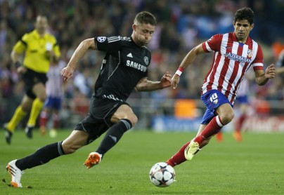 Atlético de Madrid y Chelsea dividen honores en el Calderón