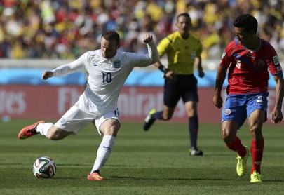 Costa Rica e Inglaterra se dividen los puntos