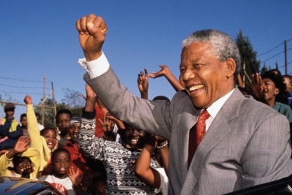 Nelson Mandela, el &#039;héroe de la democracia sudafricana&#039;, muere a los 95 años