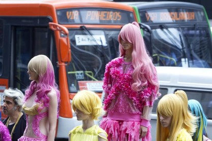 Muñecas manga invaden las calles de Brasil