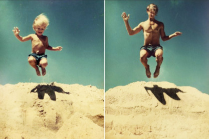 Hombres recrean fotografías del recuerdo en divertidas poses infantiles