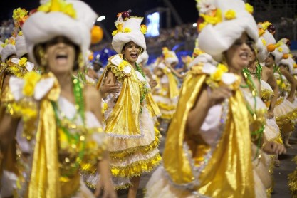 Color y sensualidad en carnaval de Sao Paulo