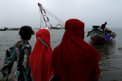 Naufragio en Bangladesh deja cerca de 22 muertos