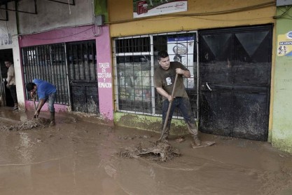 Aumentan a cuatro los fallecidos por el paso del huracán Otto por Costa Rica