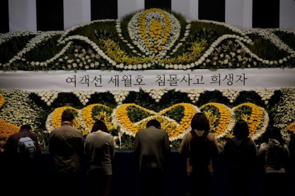 Continúan homenaje en Corea del Sur por víctimas del Sewol