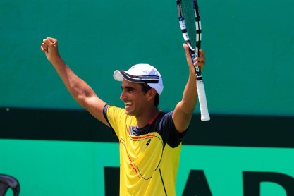 Campozano logra el primer punto en Copa Davis para Ecuador