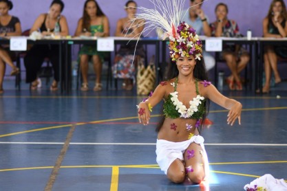 Bailar, uno de los exámenes de bachillerato en la Polinesia