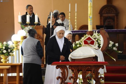 El último adiós a Monseñor Luna Tobar
