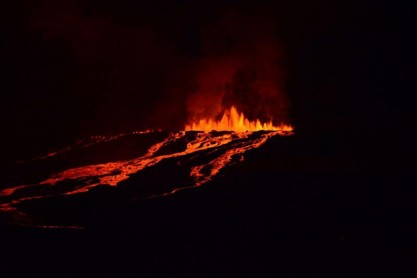 Volcán Wolf en Galápagos presenta erupción