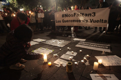 Cuarta noche de vigilia por periodistas secuestrados en Quito