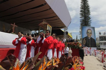 Así fue la multitudinaria ceremonia de beatificación del monseñor Romero