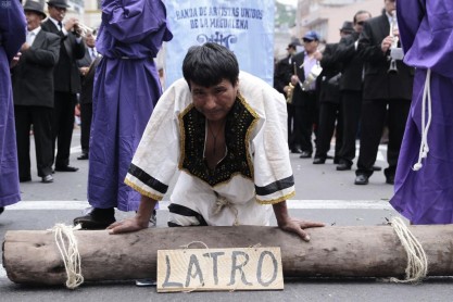 Así se vivió la procesión &quot;Jesús del Gran Poder&quot; en Quito