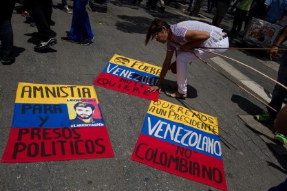 Racionamiento eléctrico provoca protestas y saqueos en Venezuela