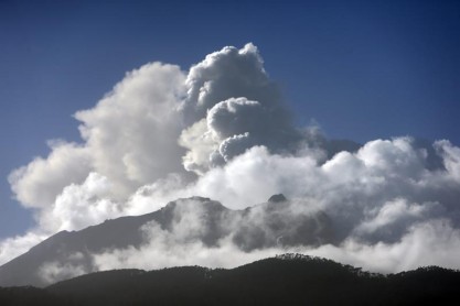 Gobierno de Chile asegura apoyo total a damnificados por volcán