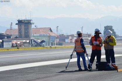 Comienzan los trabajos de mantenimiento en el Aeropuerto Mariscal Lamar
