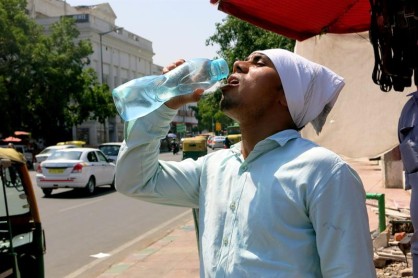 Los muertos por la ola de calor en el sureste de la india superan el millar