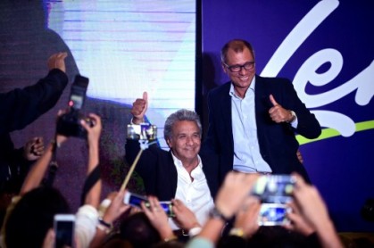 Moreno y Lasso, los candidatos que lideran las encuestas del CNE