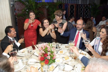 Ecuavisa celebró los premios Iris a lo mejor del periodismo