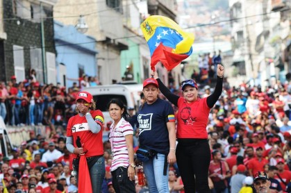 Traslado del féretro con el cuerpo del comandante Hugo Chávez