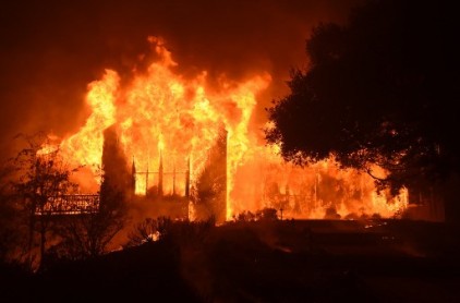 Incendios forestales: 15 muertos y estado de emergencia en California