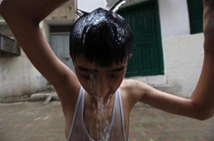 El intenso calor en Karachi deja más de ochocientos muertos