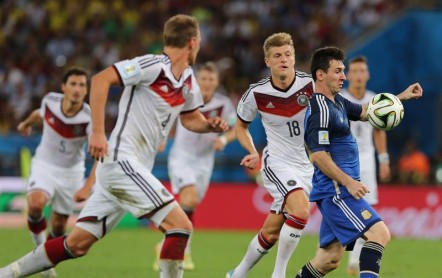 Götze da la cuarta Copa del Mundo a Alemania