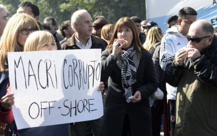 Sindicatos argentinos protestaron por aumento de tarifas y despidos
