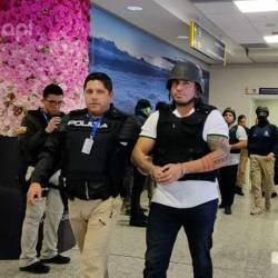 Foto de Daniel Salcedo cuando fue deportado a Ecuador desde Panamá, el 18 de enero del 2024.