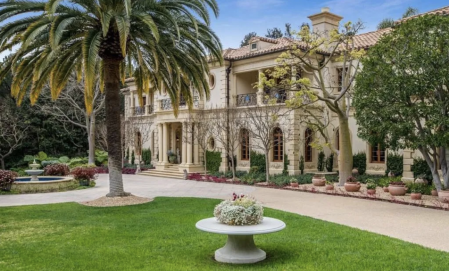 Imagen de archivo de la mansión de Paris Hilton, así lucía antes de que quede en cenizas. Imagen de archivo de la mansión de Paris Hilton, así lucía antes de que quede en cenizas.