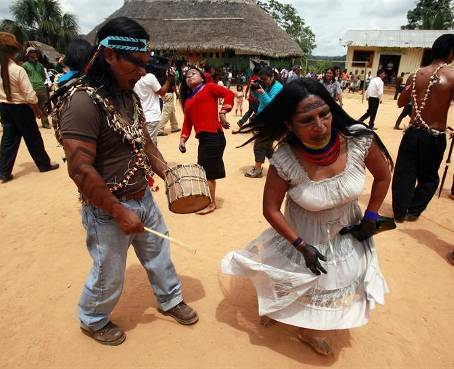 Indígenas celebran con ritos fallo de la CIDH a favor de Sarayaku