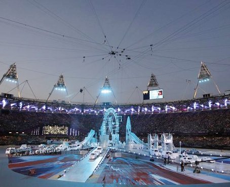 Las campanadas del Big Ben abren la ceremonia de clausura olímpica