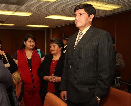 Corte ratifica condena contra exjefe policial por motín de 2010