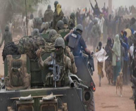 Francia apoya envío de fuerzas de la ONU a Mali