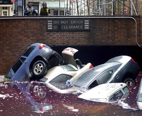 Cerca de 30 muertos por paso de Sandy en EE.UU.