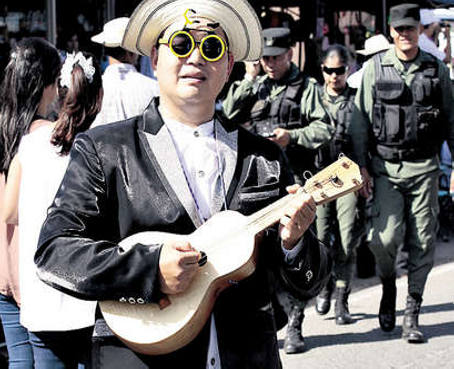 Continúa la fiebre del Gangnam Style