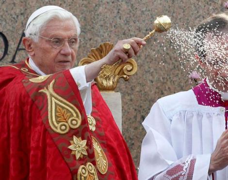 El papa da inicio a la Semana Santa con la procesión de las Palmas