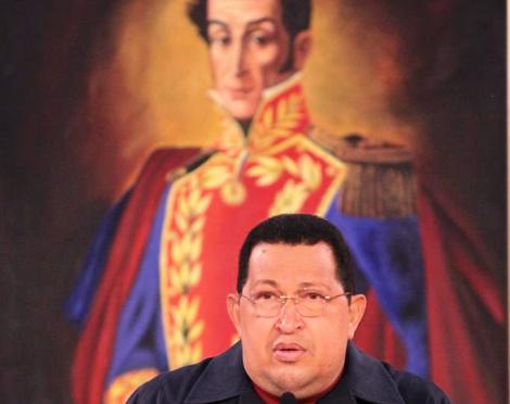 Hugo Chávez dice que ‘no es tiempo de morir’ antes de viajar a Cuba