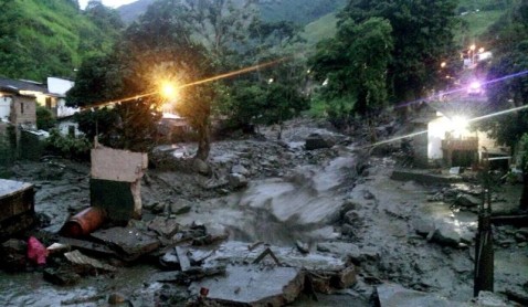 Avalancha deja muertos y heridos en el noroeste de Colombia