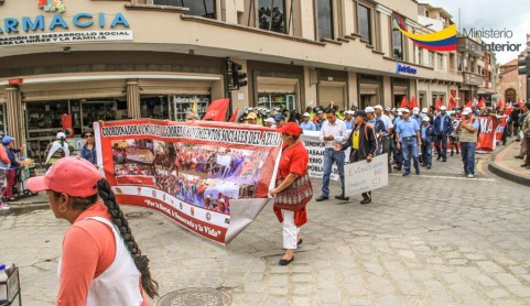 Grupos sindicales se movilizan en varias ciudades por el Día del Trabajador