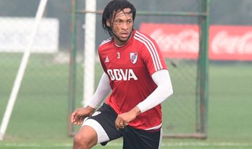 Arturo Mina deja River Plate para jugar en el Yeni Malatyaspor de Turquía