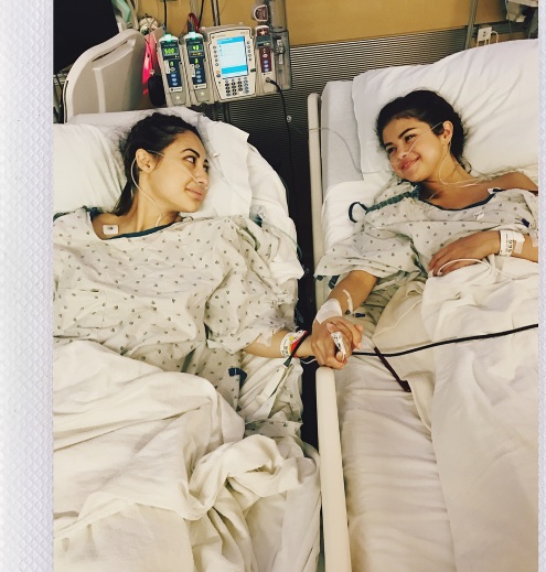 Selena Gomez se sometió a un trasplante