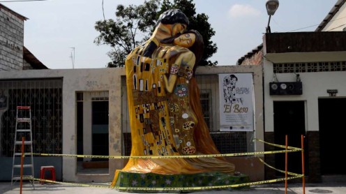 Los Monigotes gigantes del suburbio de Guayaquil