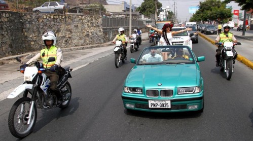 Constanza Báez recorrió las calles de Guayaquil