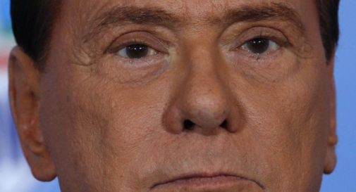 Berlusconi afrontará un nuevo juicio por el supuesto pago a un senador