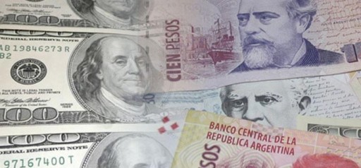 Argentina anuncia flexibilización de restricciones al dólar