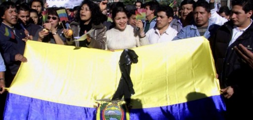 Ecuador refuerza apoyo a compatriotas afectados por hipotecas en España
